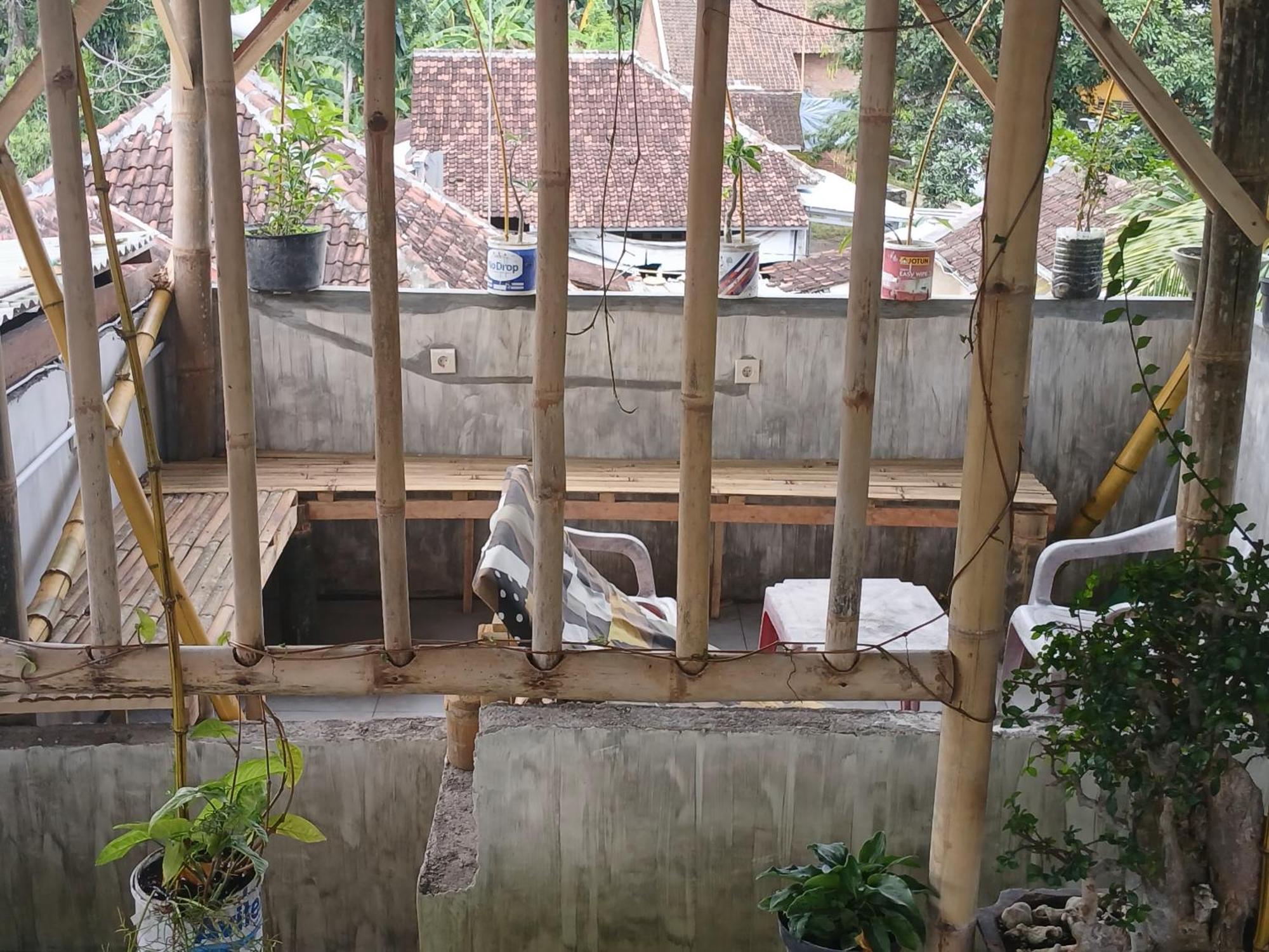 Javalindra Homestay Tour And Travel Banyuwangi  Exterior photo